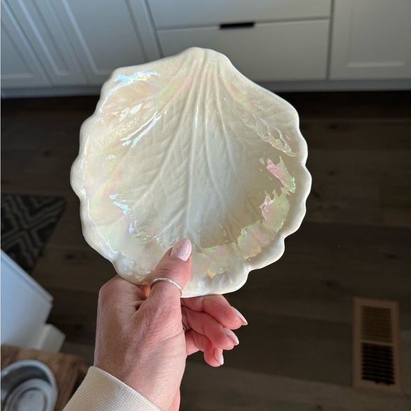 Vintage California Pottery Lusterware White Pearlescent salad bowls - Picture 5 of 11